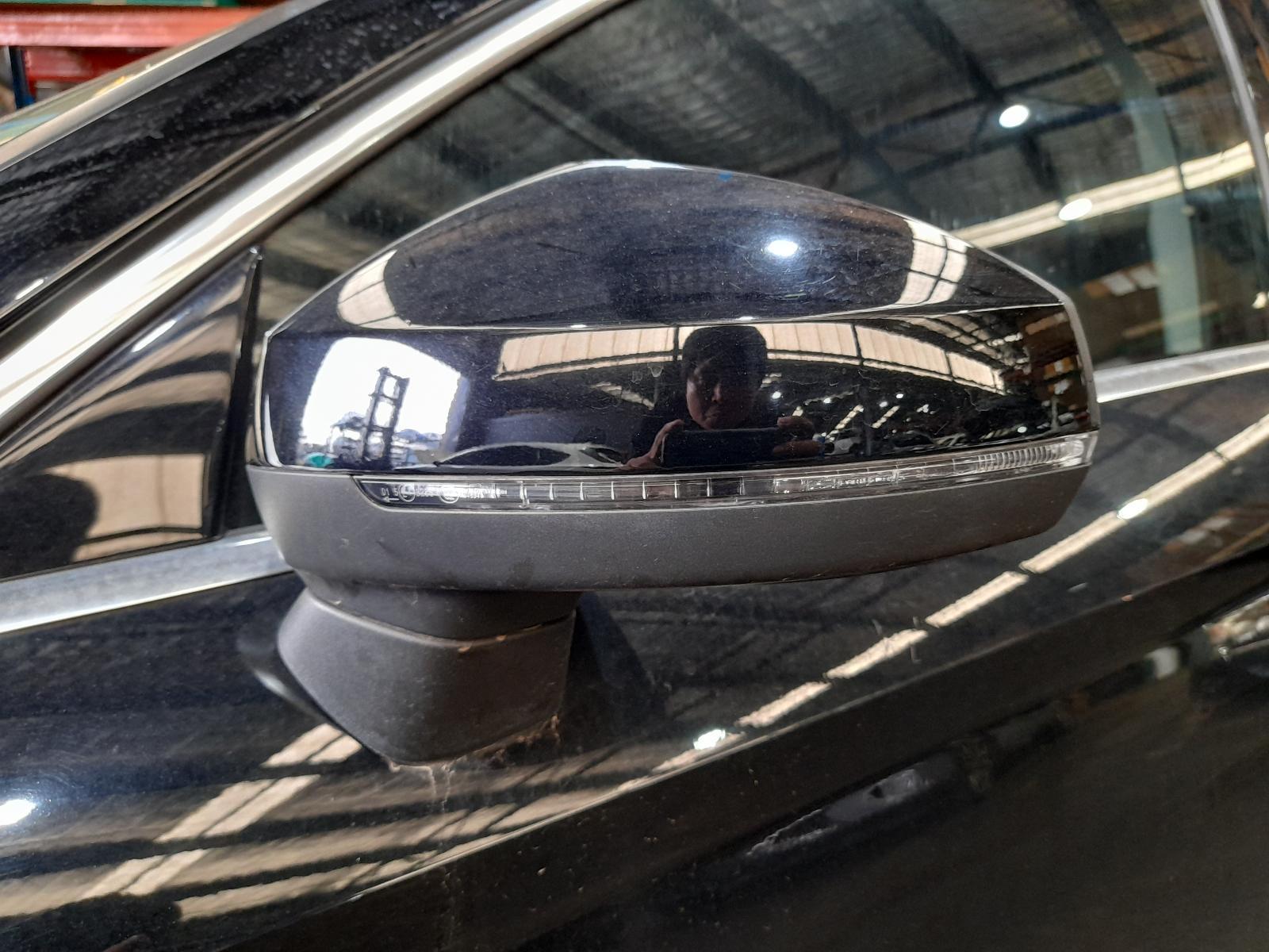 View Auto part Left Door Mirror Audi A3 2013