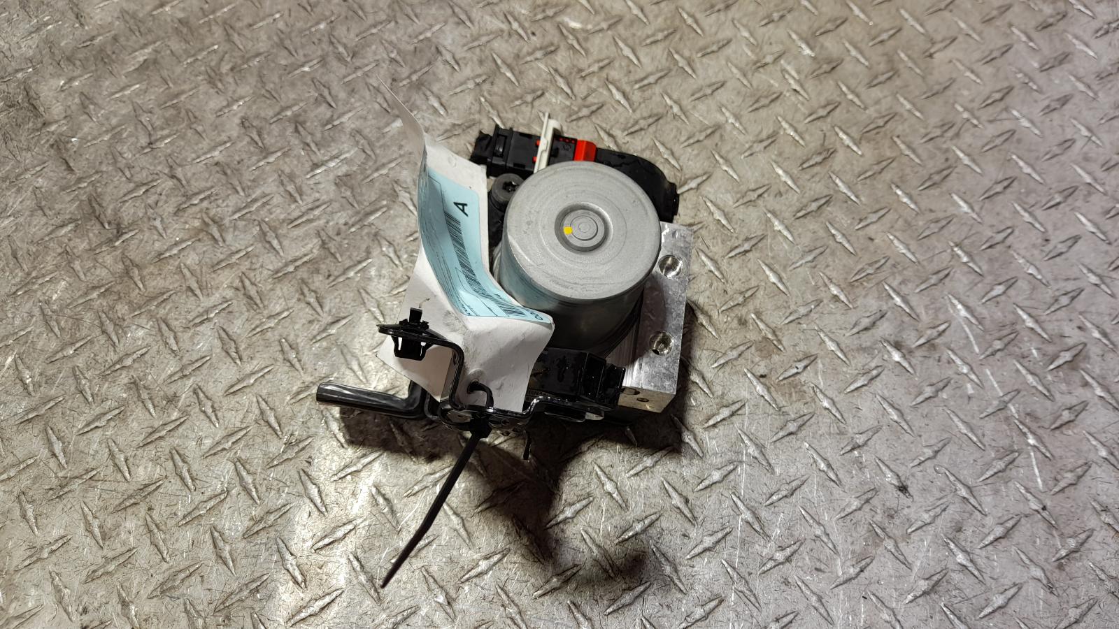View Auto part Abs Pump/Modulator Kia Optima 2016