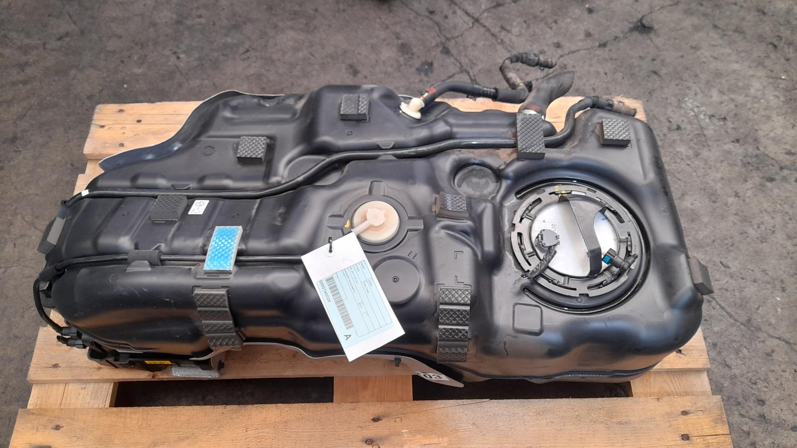 View Auto part Fuel Tank Hyundai Kona 2017