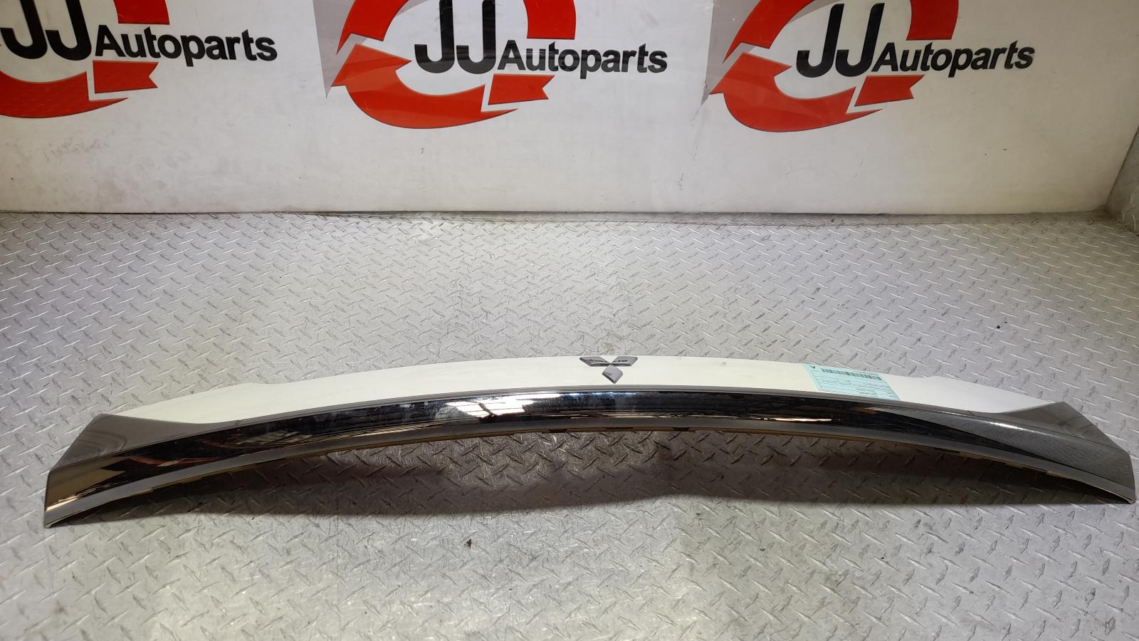 View Auto part Rear Garnish Mitsubishi Outlander 2014