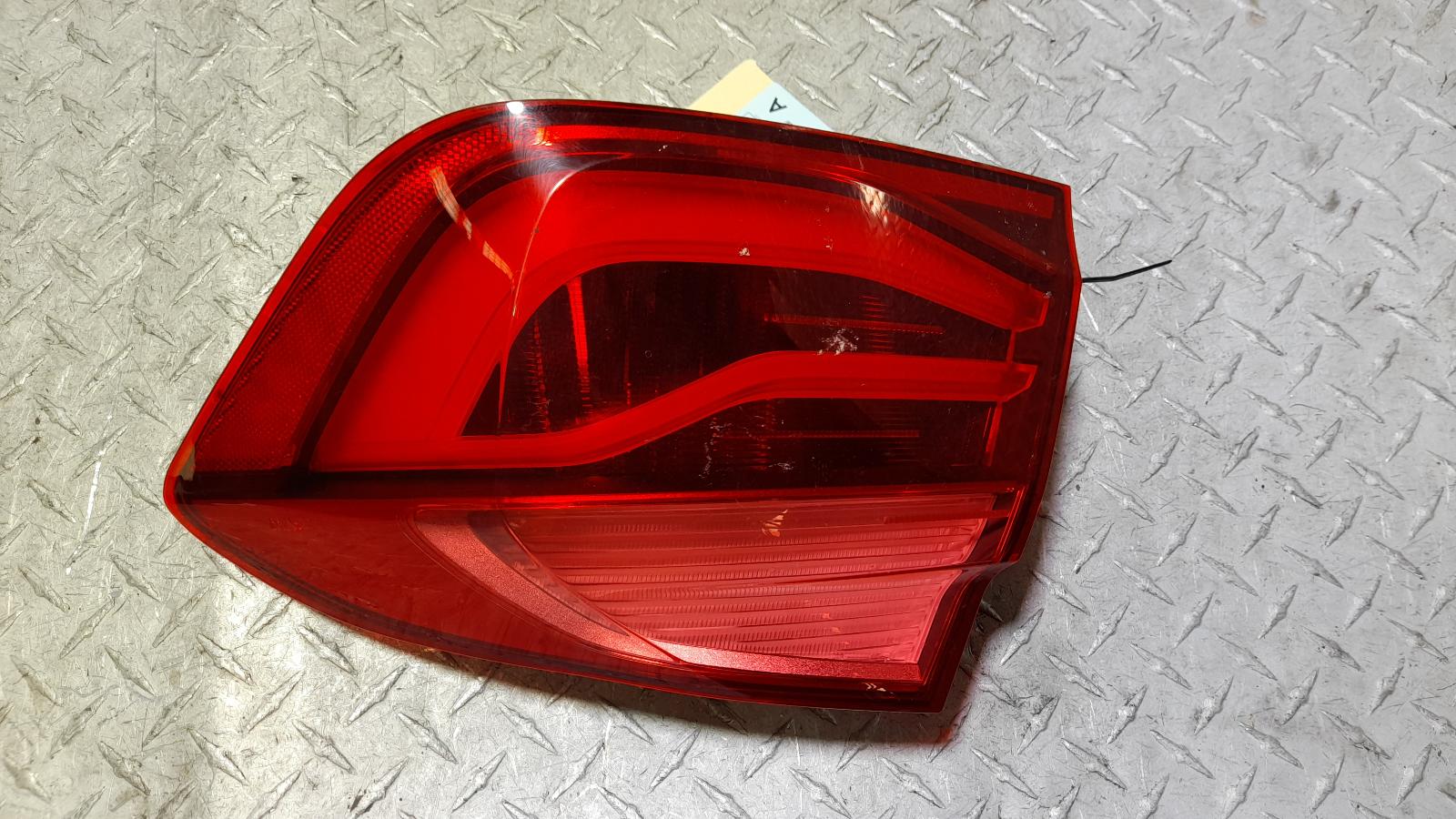 View Auto part Right Taillight Bmw 3 Series 2015