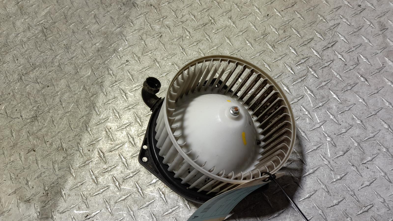 View Auto part Heater Fan Motor Isuzu Dmax 2015