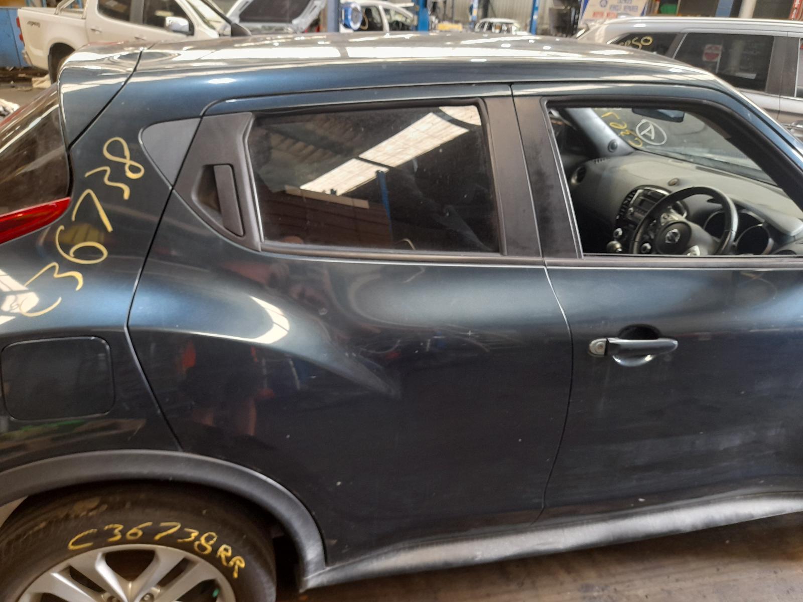 View Auto part Right Rear Door Sliding Nissan Juke 2013
