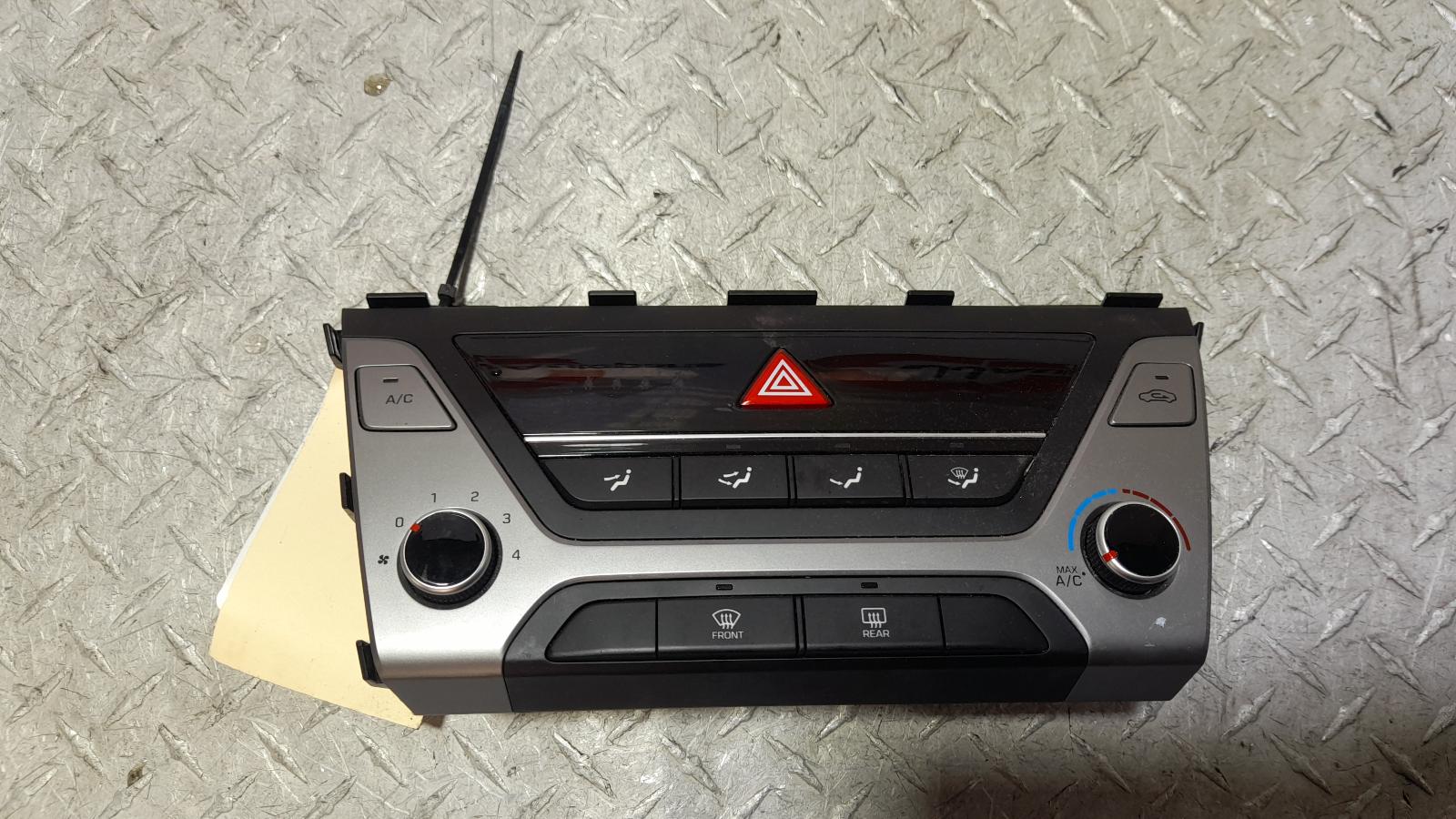 View Auto part Heater/Ac Controls Hyundai Elantra 2017