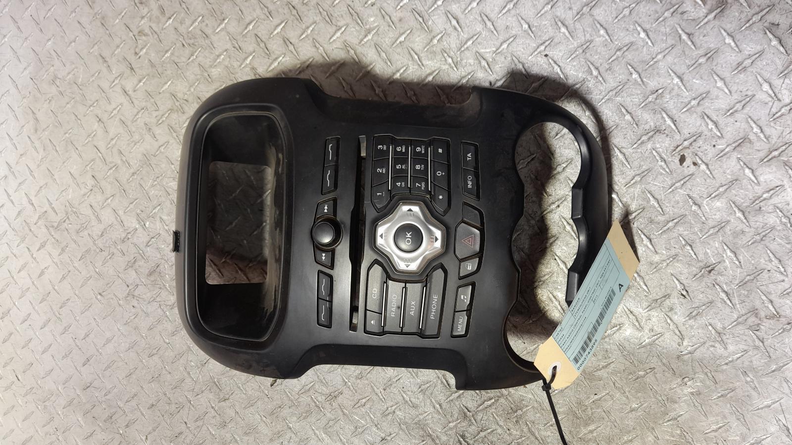 View Auto part Radio/Cd/Dvd/Sat/Tv Ford Ranger 2013