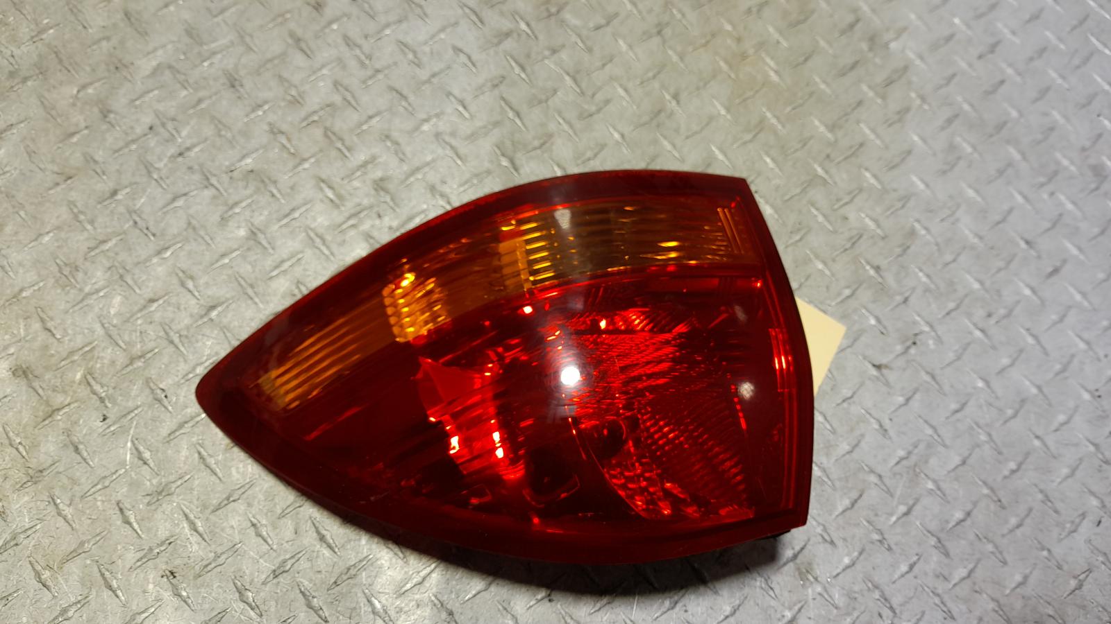View Auto part Right Taillight Mitsubishi Challenger 2012
