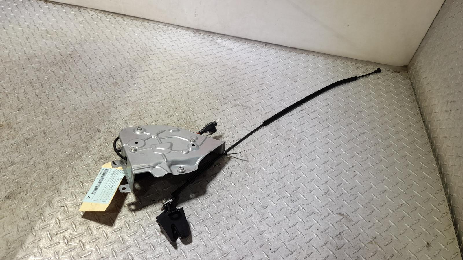 View Auto part Door/Boot/Gate Lock Volkswagen Caddy 2016