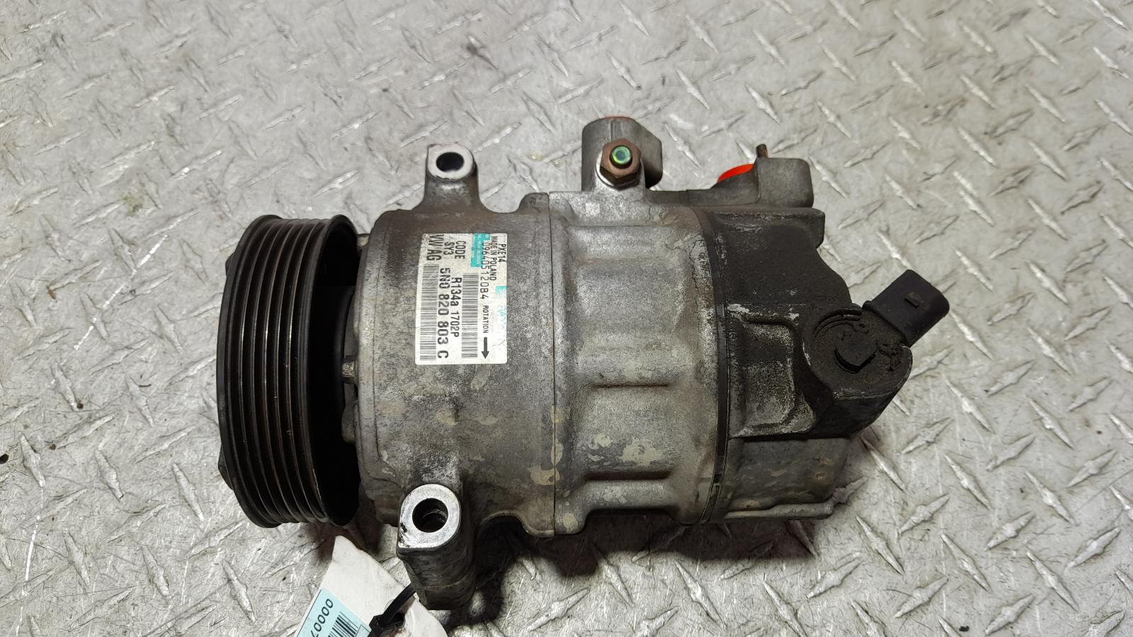 View Auto part A/C Compressor Volkswagen Caddy 2010