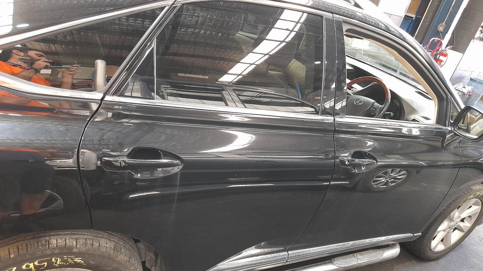 View Auto part Right Rear Door Sliding Lexus Rx Series 2011