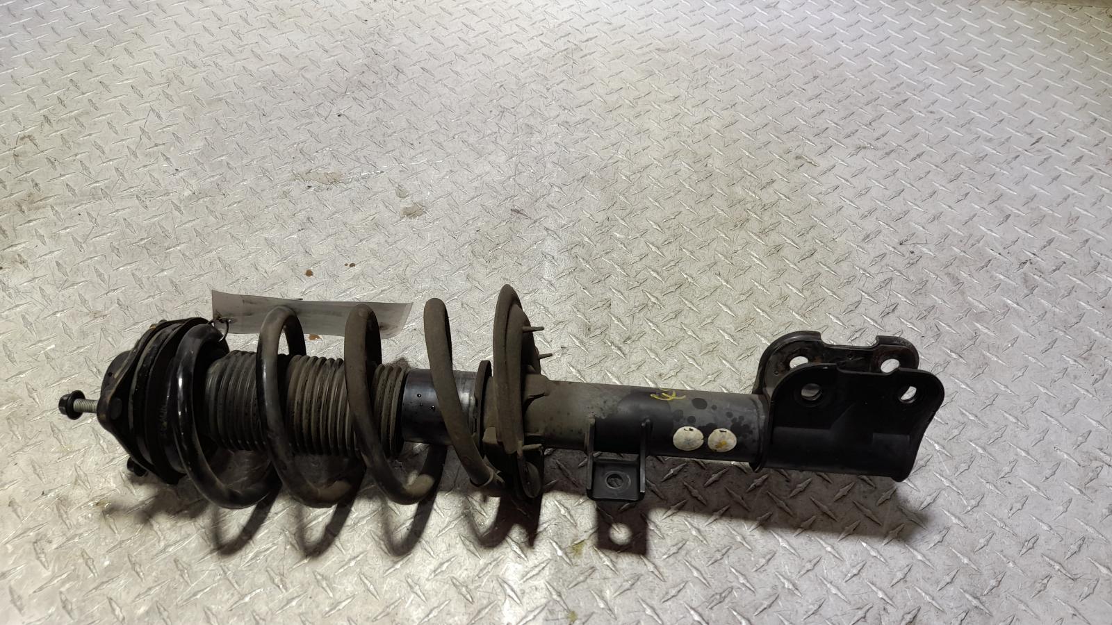 View Auto part Right Front Strut Hyundai Santa Fe 2017