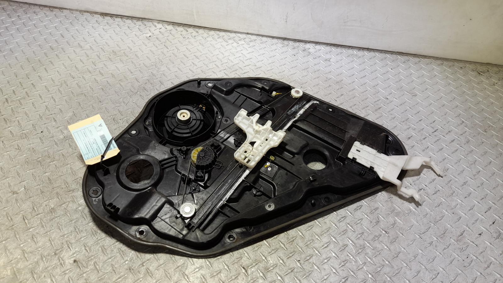 View Auto part Left Rear Wnd Reg/Motor Hyundai I30 2014