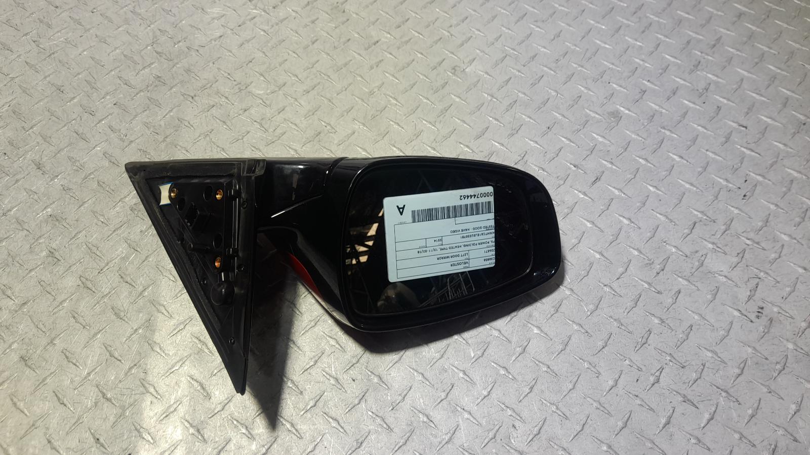 View Auto part Left Door Mirror Hyundai Veloster 2014