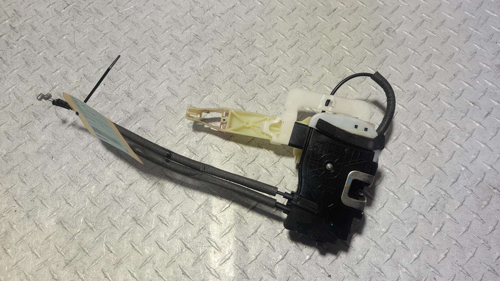 View Auto part Door/Boot/Gate Lock Hyundai Ix35 2015