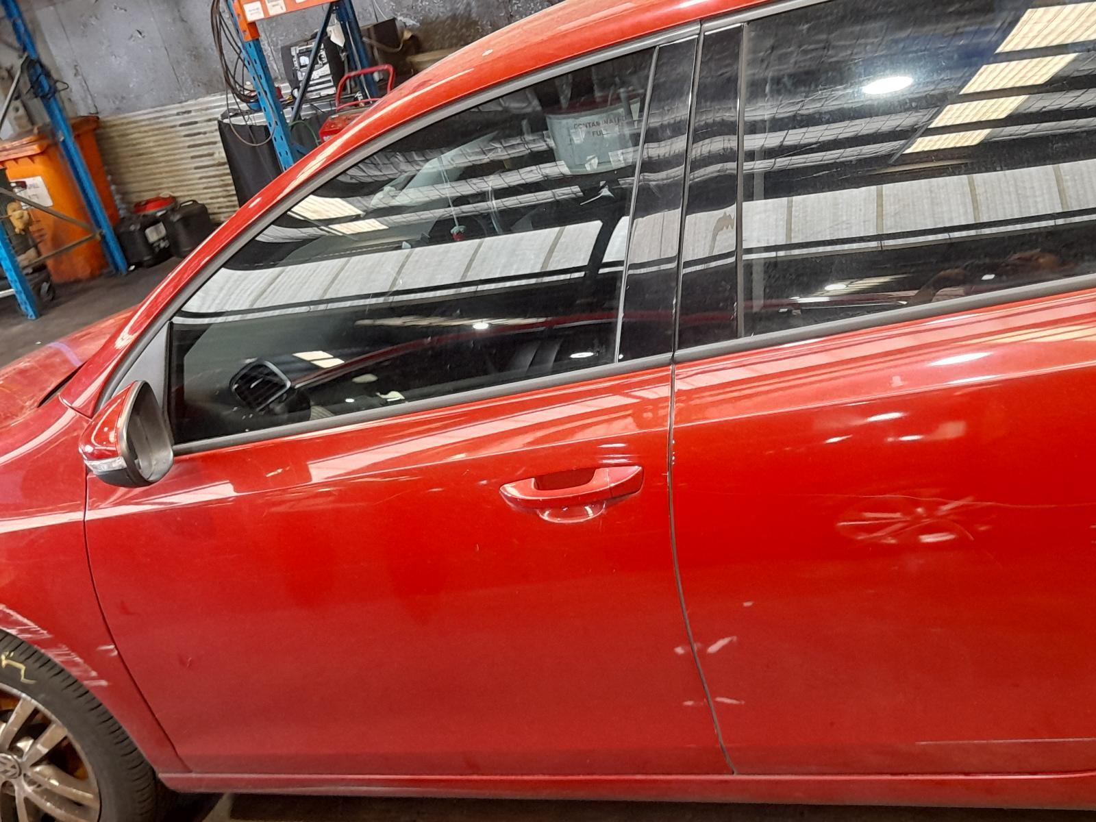 View Auto part Left Front Door Volkswagen Golf 2011