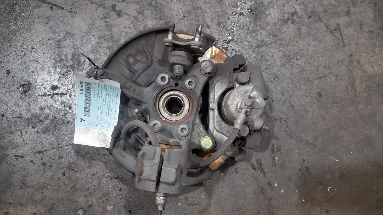 View Auto part Right Front Hub Assembly Volkswagen Golf 2011