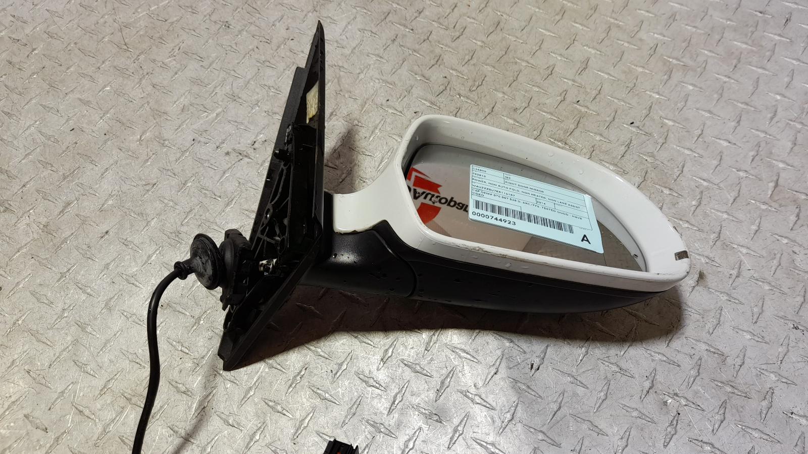 View Auto part Right Door Mirror Audi Q3 2014
