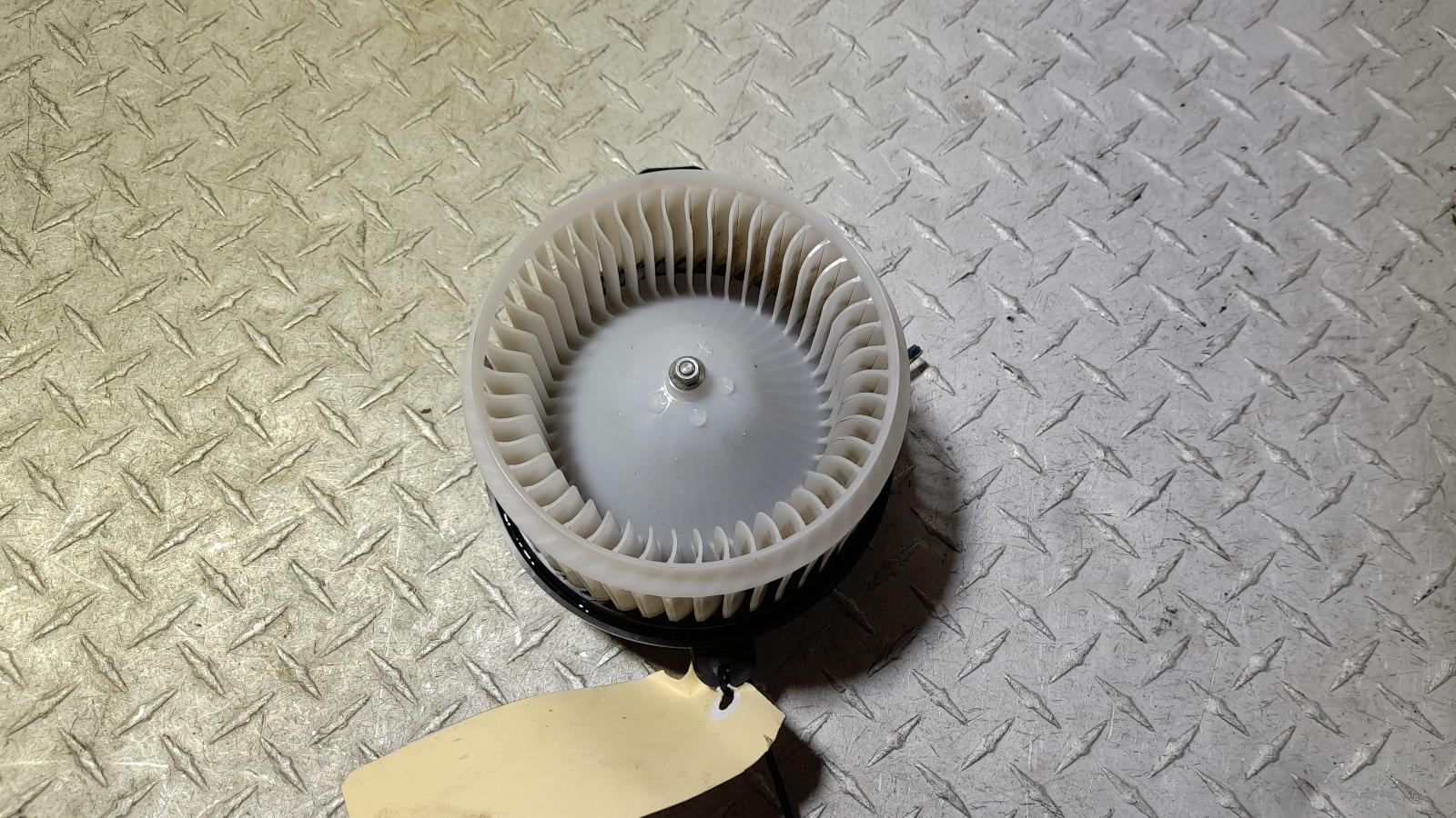 View Auto part Heater Fan Motor Mitsubishi Eclipse Cross 2020