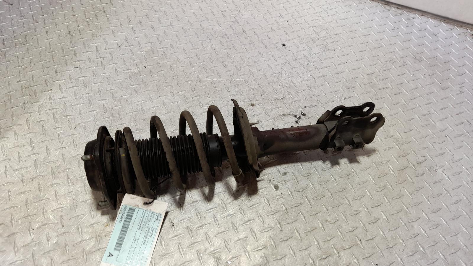 View Auto part Right Front Strut Hyundai Elantra 2014
