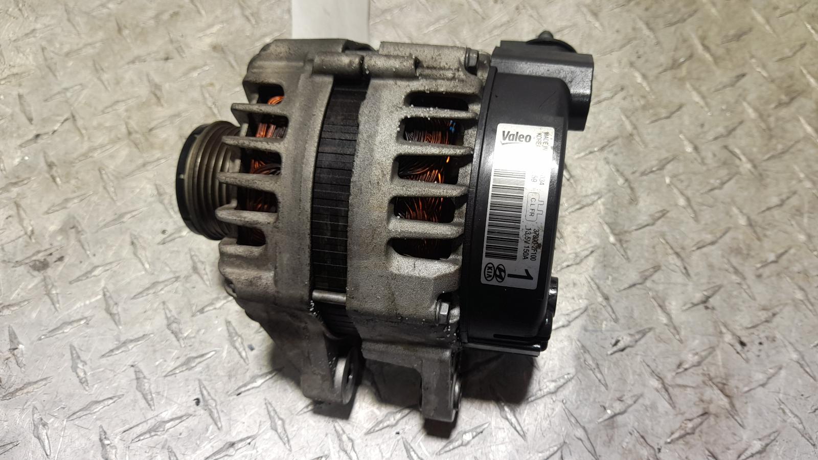 View Auto part Alternator Hyundai Santa Fe 2015