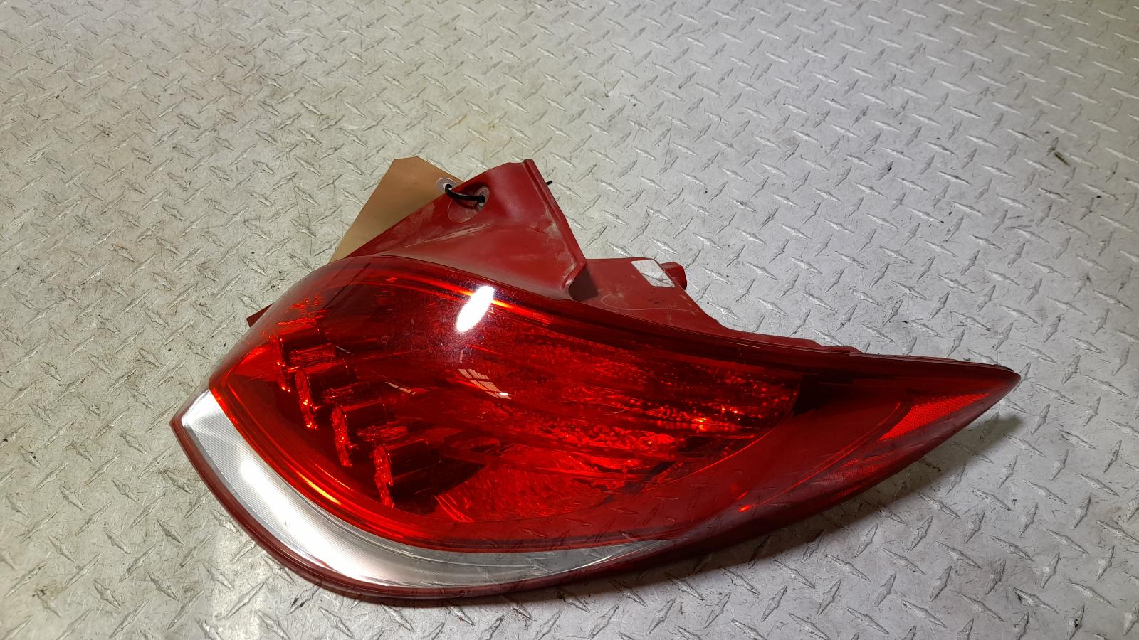 View Auto part Right Taillight Hyundai Veloster 2015