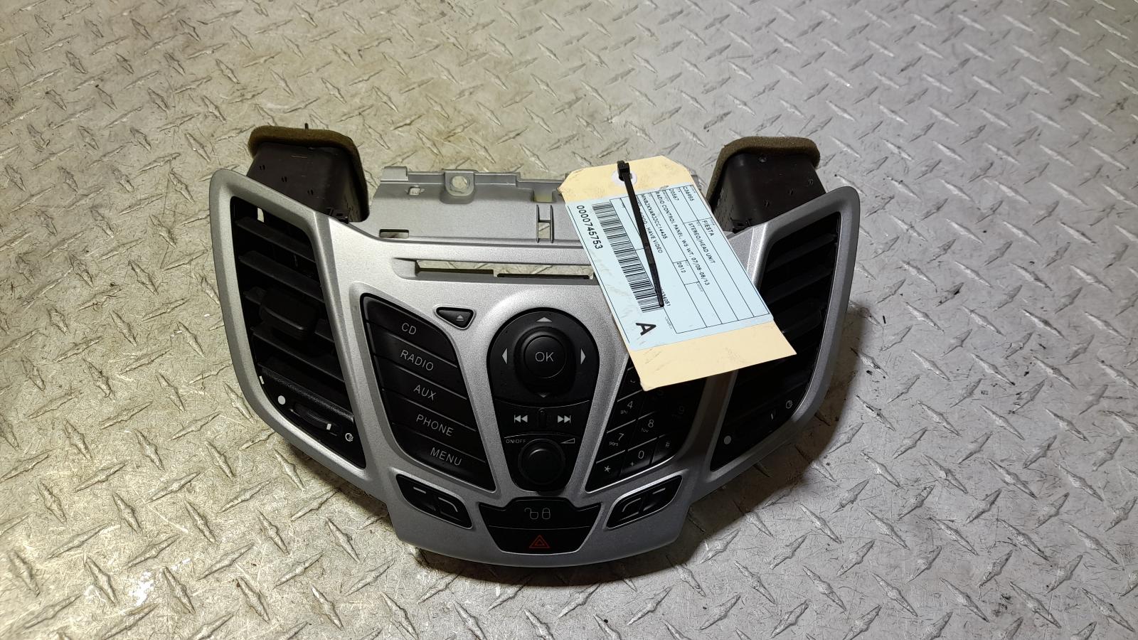 View Auto part Radio/Cd/Dvd/Sat/Tv Ford Fiesta 2012