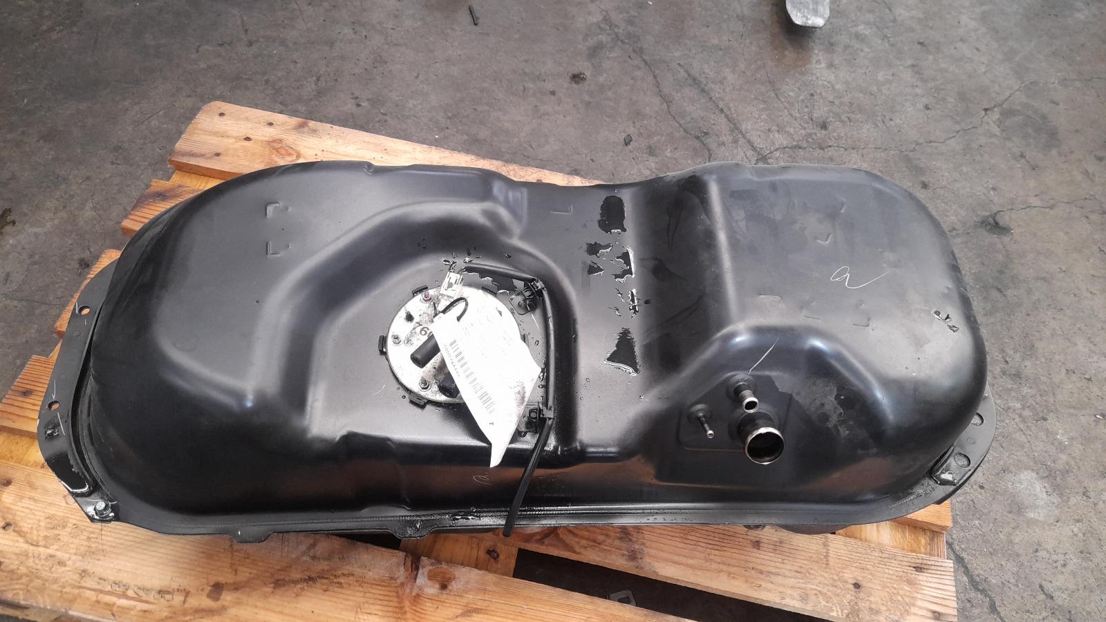 View Auto part Fuel Tank Mitsubishi Triton 2020