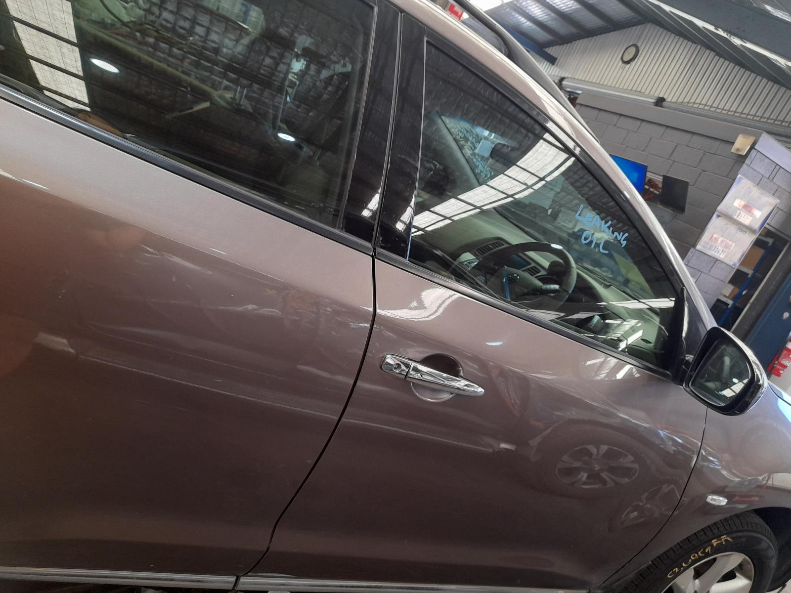 View Auto part Right Front Door Nissan Murano 2011