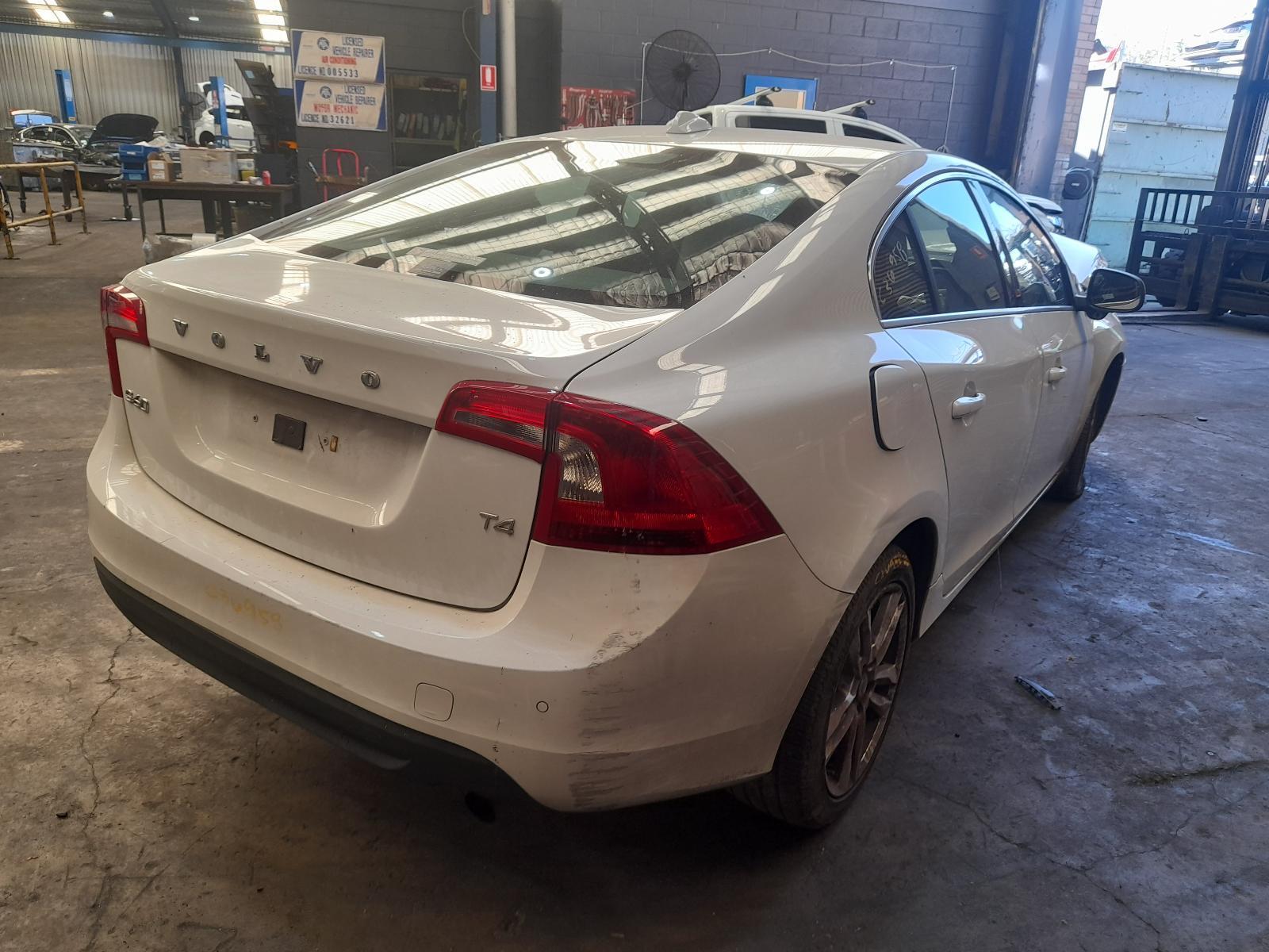View Auto part Trans/Gearbox Volvo S60/v60 2012