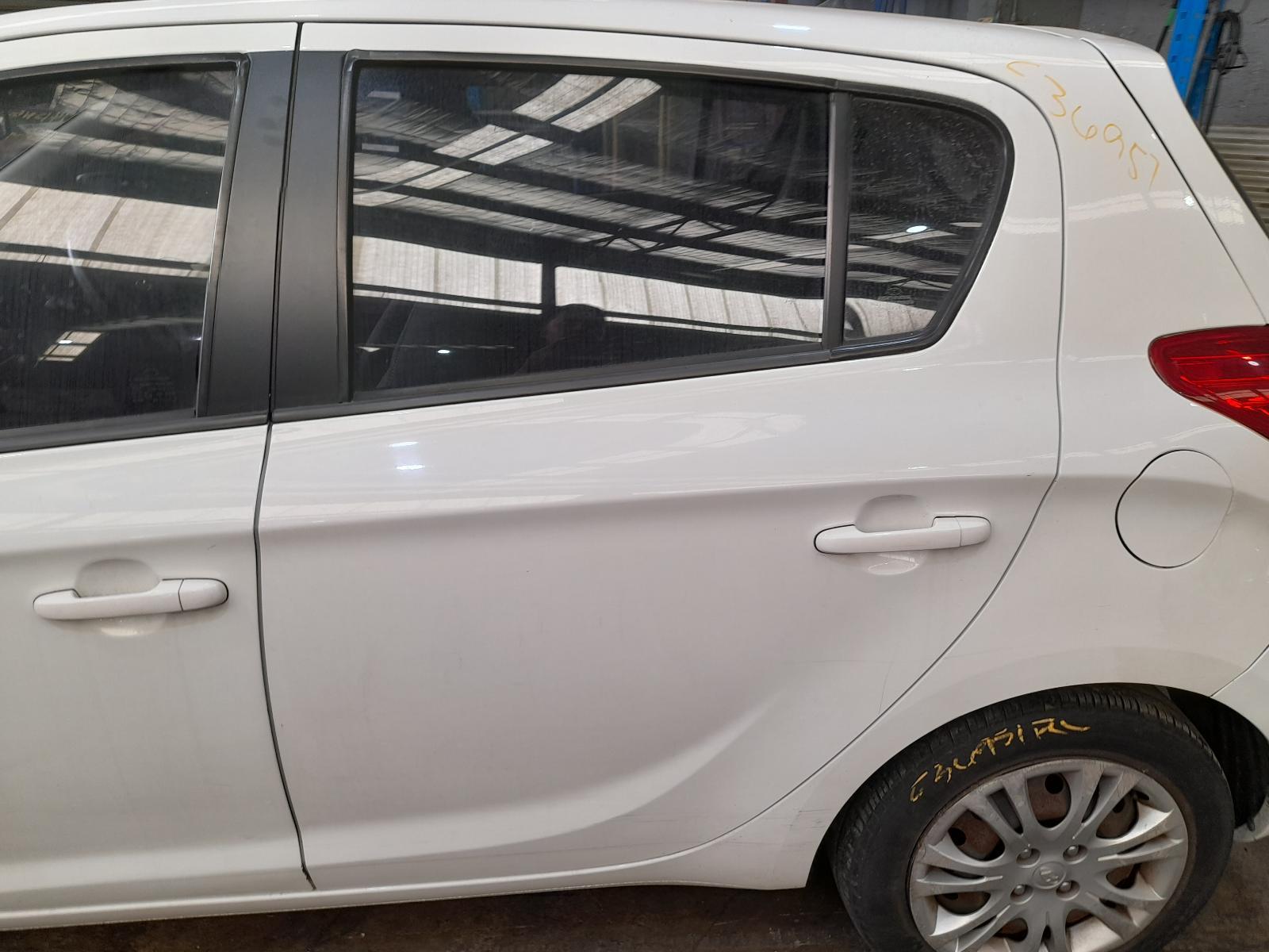 View Auto part Left Rear Door/Sliding Hyundai I20 2011