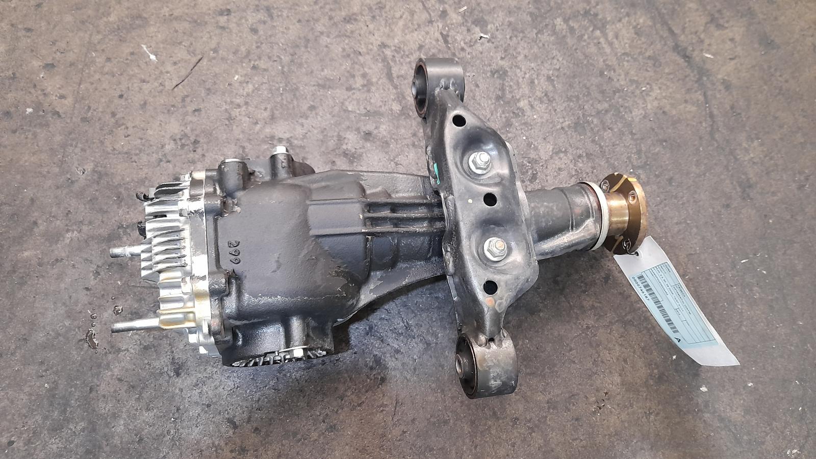 View Auto part Differential Centre Subaru Tribeca 2012