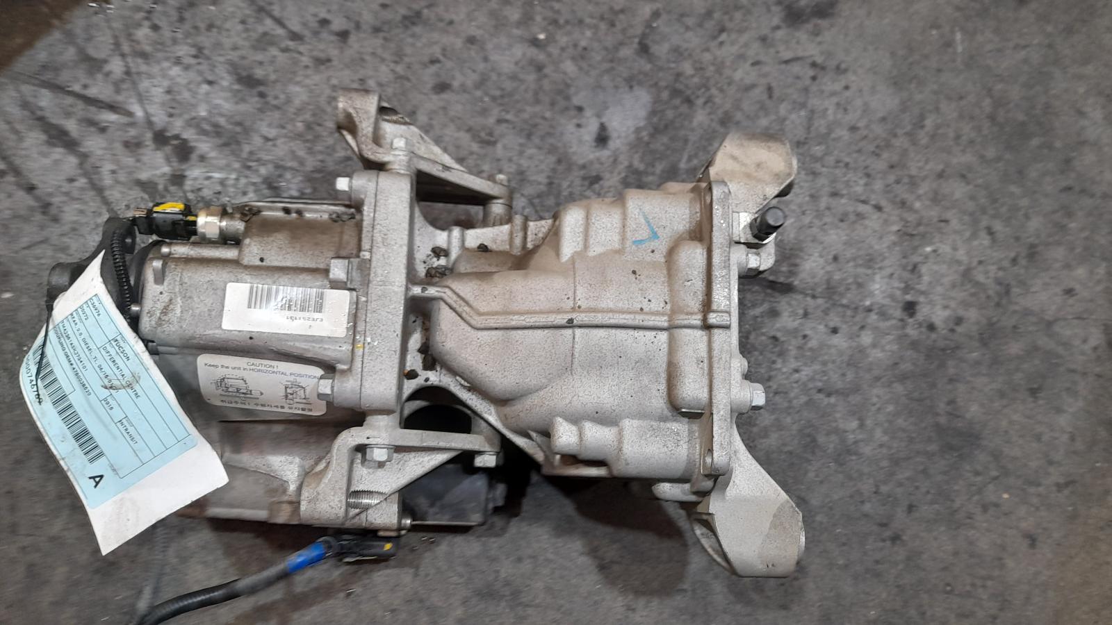 View Auto part Differential Centre Hyundai Tucson 2018