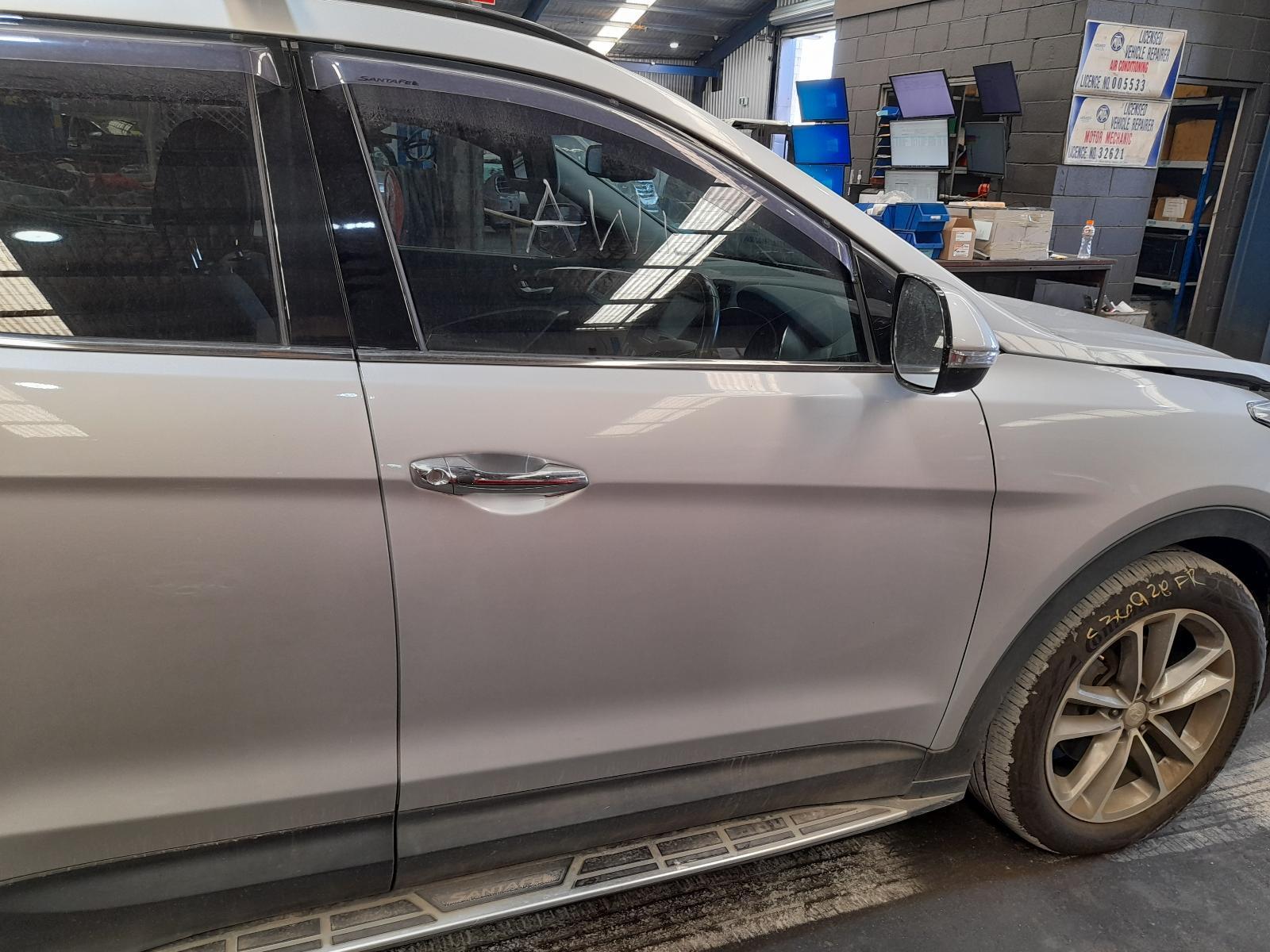View Auto part Right Front Door Hyundai Santa Fe 2015