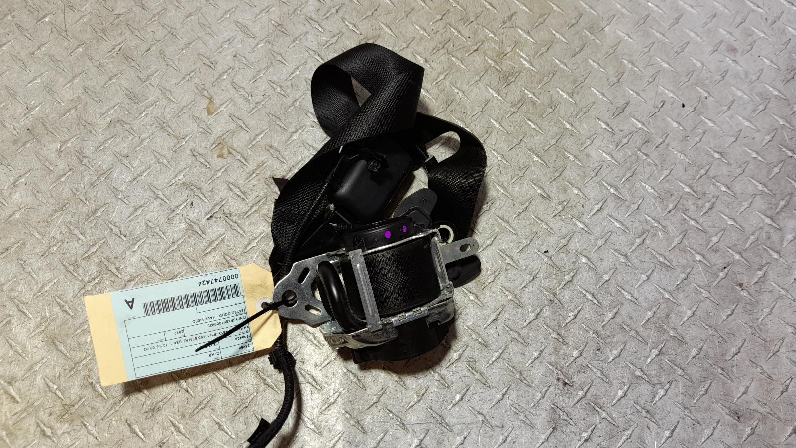 View Auto part Seatbelt/Stalk Toyota C-hr 2017