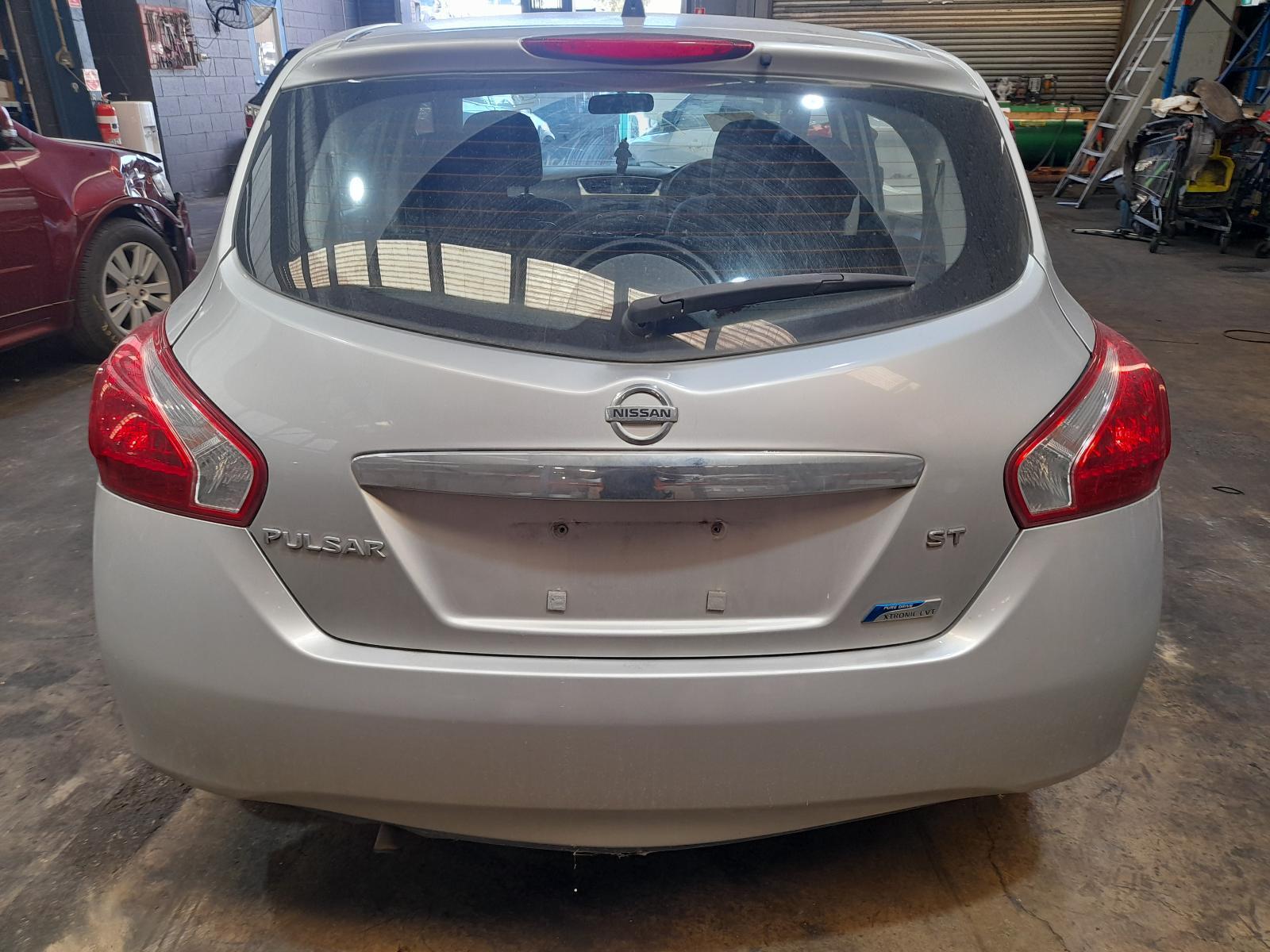 View Auto part Bootlid/Tailgate Nissan Pulsar 2015