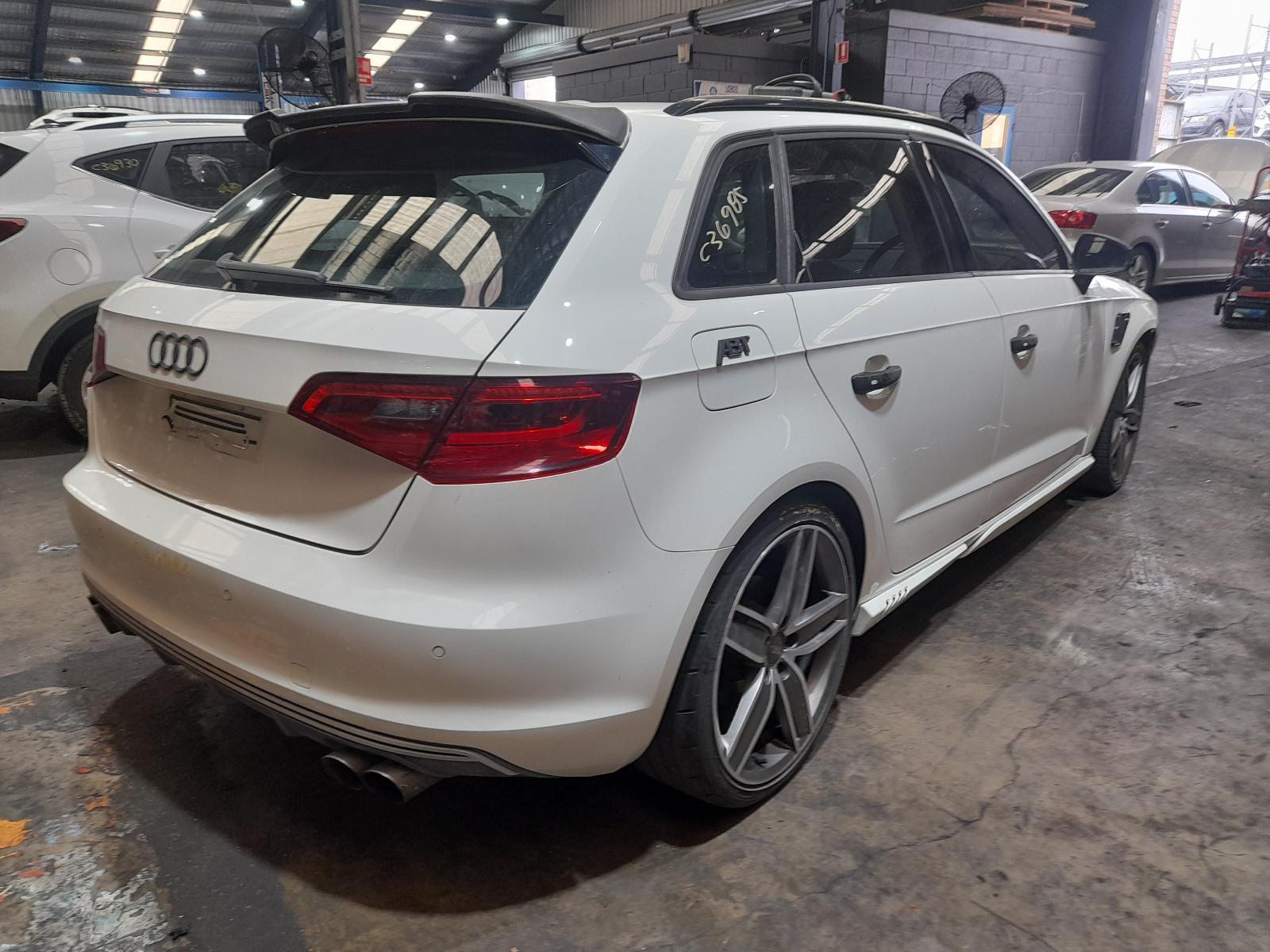View Auto part Trans/Gearbox Audi A3 2013