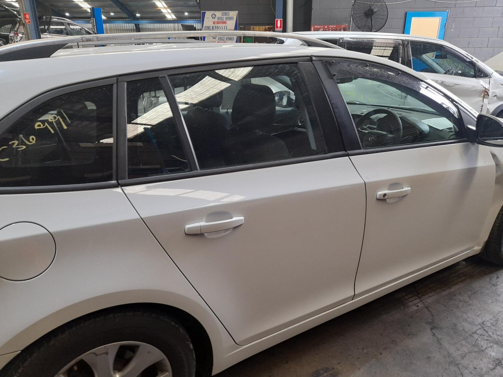 View Auto part Right Rear Door Sliding Holden Cruze 2015