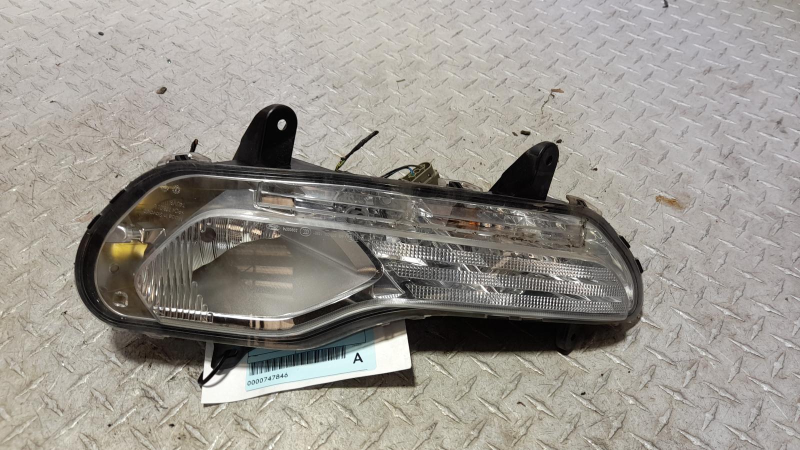 View Auto part Left Indicator/Fog/Side Ford Kuga 2015