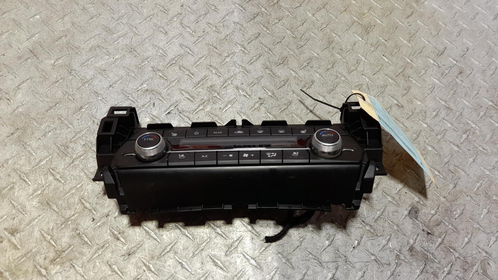View Auto part Heater/Ac Controls Mazda Cx9 2020