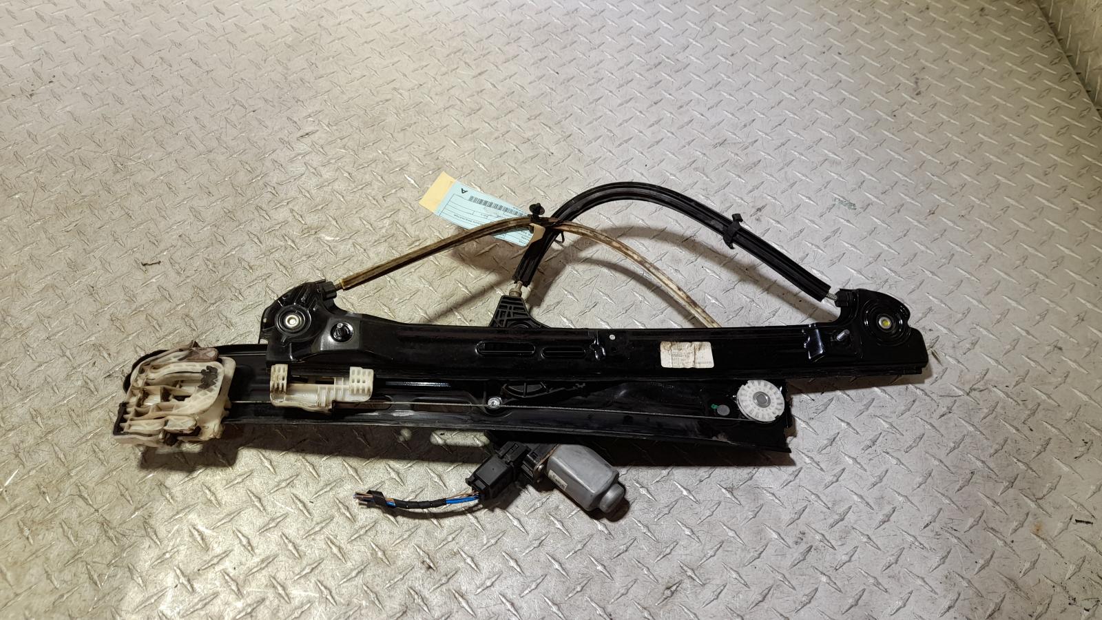 View Auto part Right Front Window Reg/Motor Bmw X3 2012