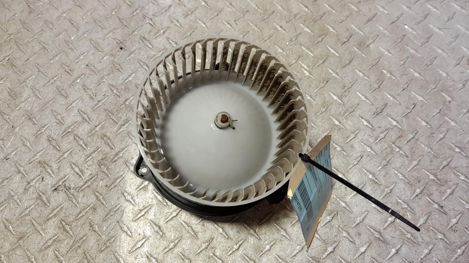 View Auto part Heater Fan Motor Subaru Impreza 2015