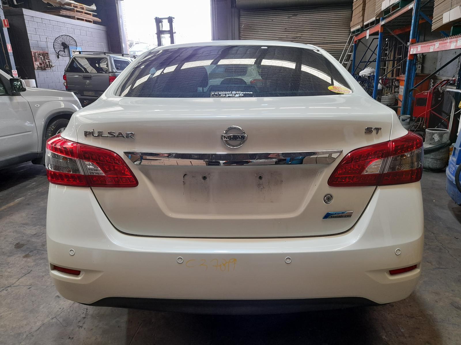 View Auto part Bootlid/Tailgate Nissan Pulsar 2013