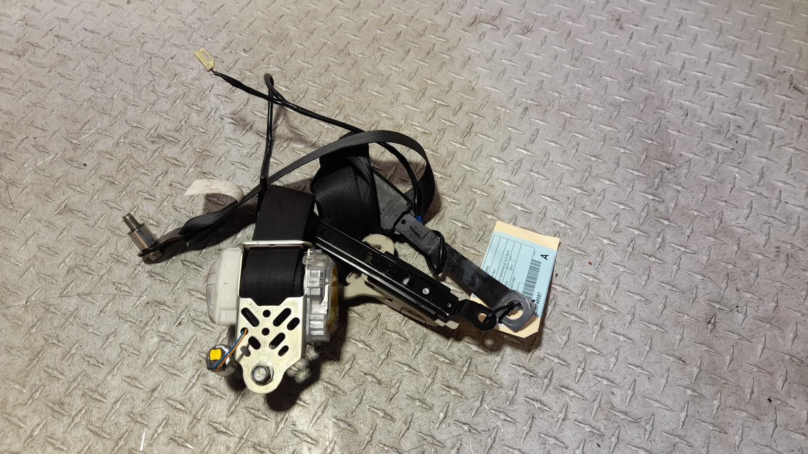 View Auto part Seatbelt/Stalk Subaru Forester 2016