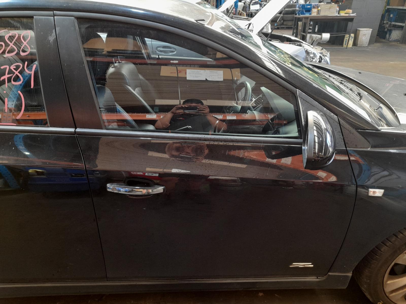 View Auto part Right Front Door Holden Cruze 2014