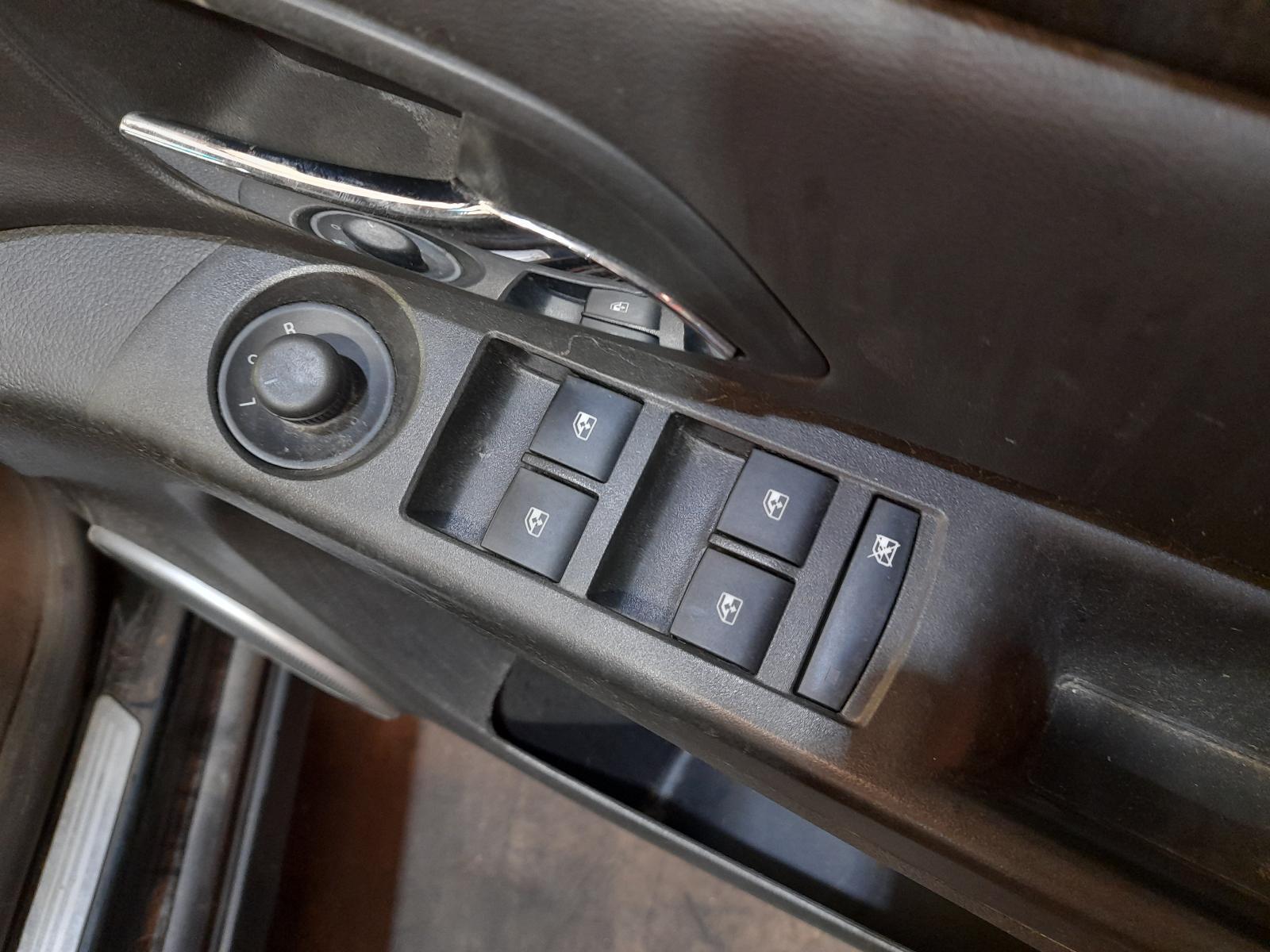 View Auto part Pwr Dr Wind Switch Holden Cruze 2014