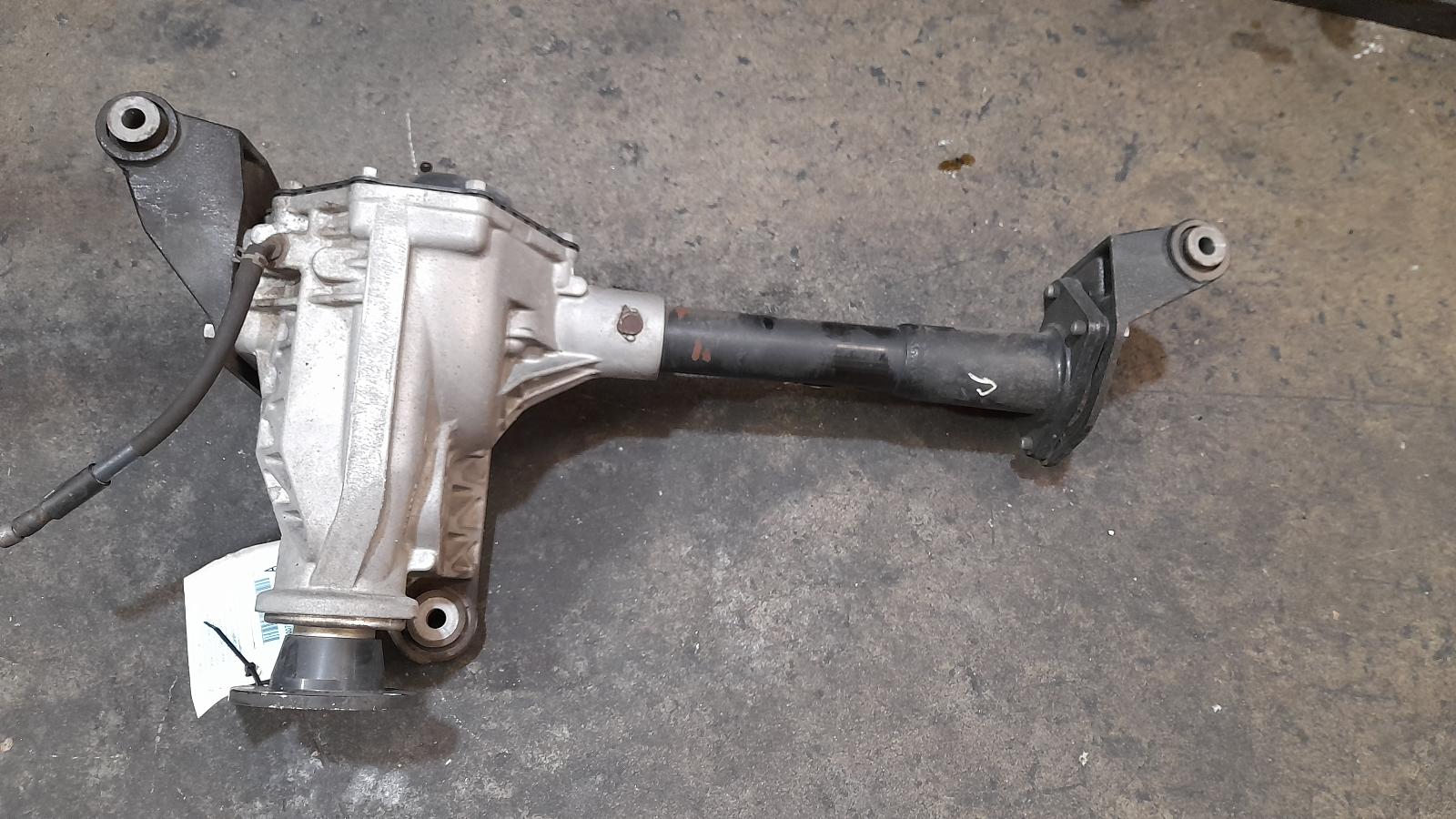 View Auto part Differential Centre Ldv D90 2017