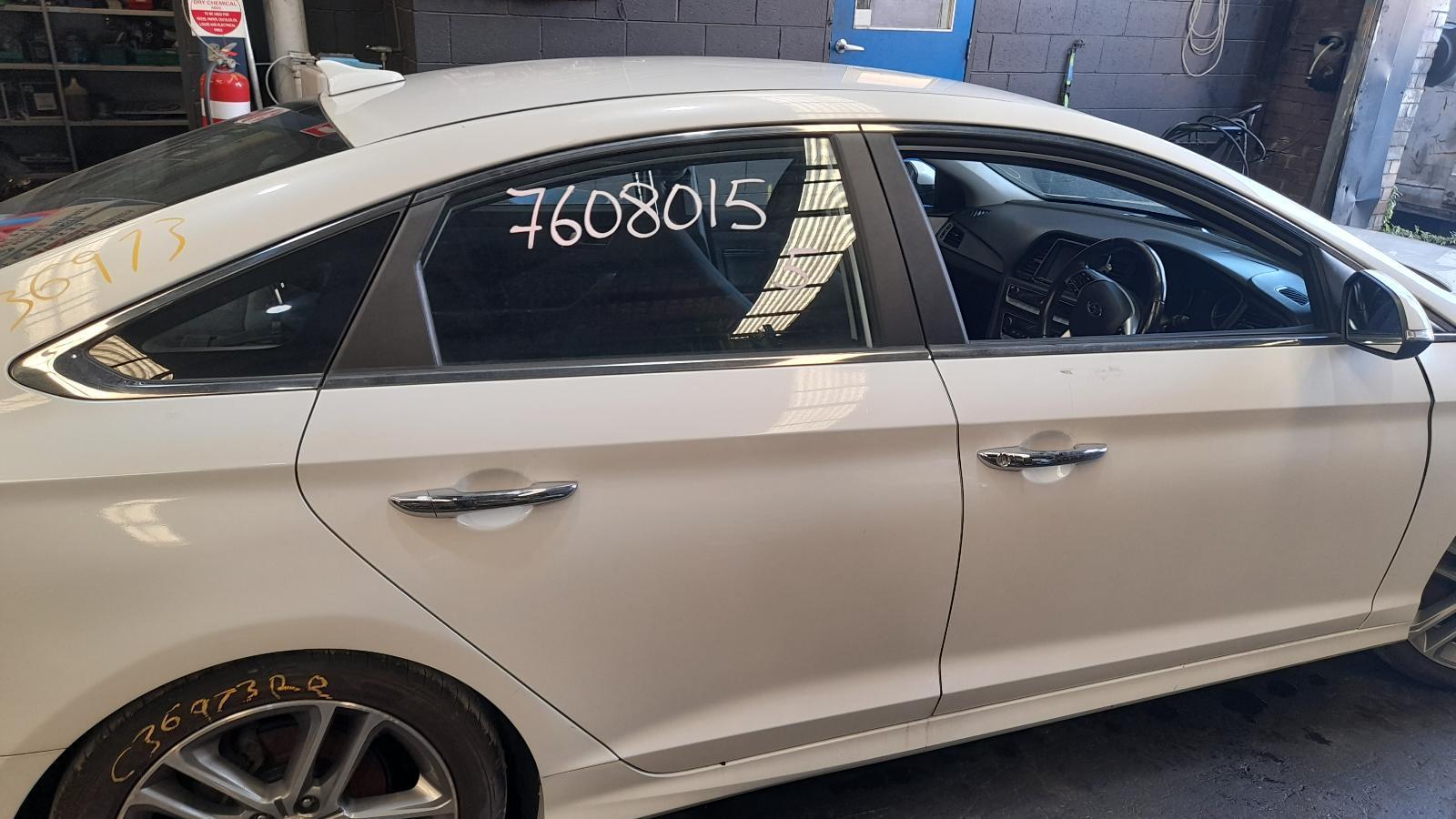 View Auto part Right Rear Door Sliding Hyundai Sonata 2018