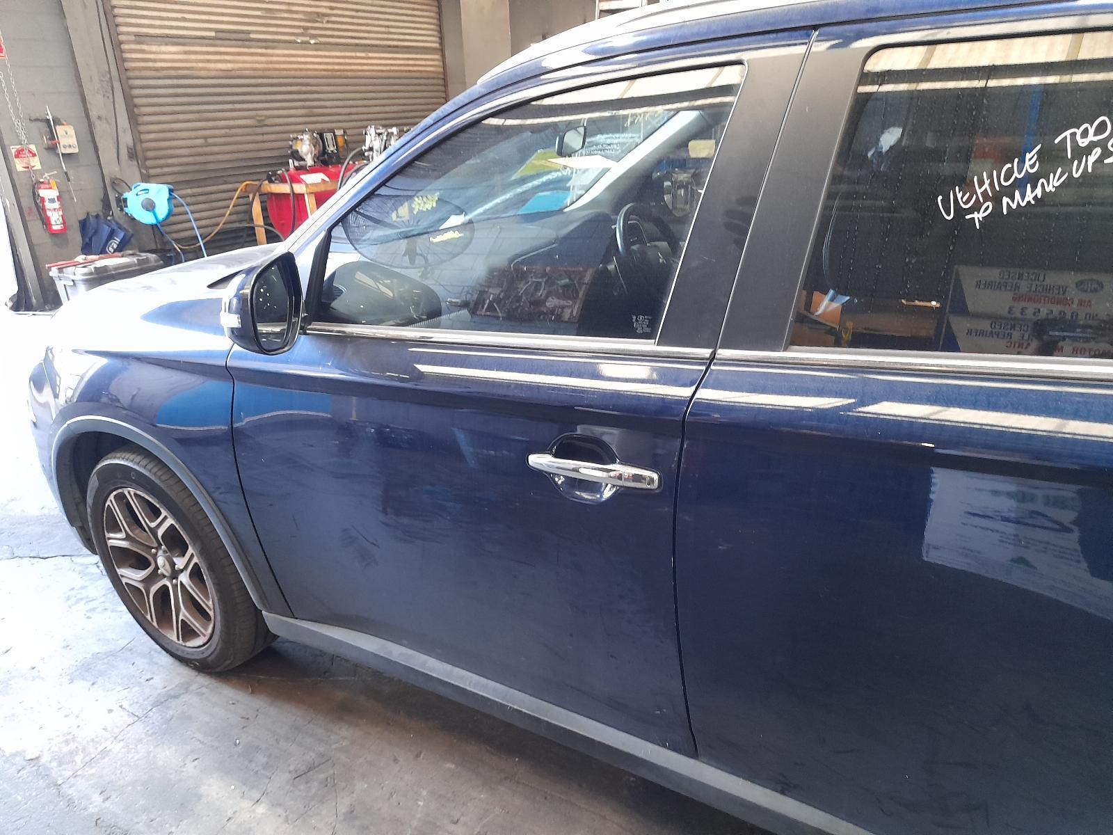 View Auto part Left Front Door Mitsubishi Outlander 2014