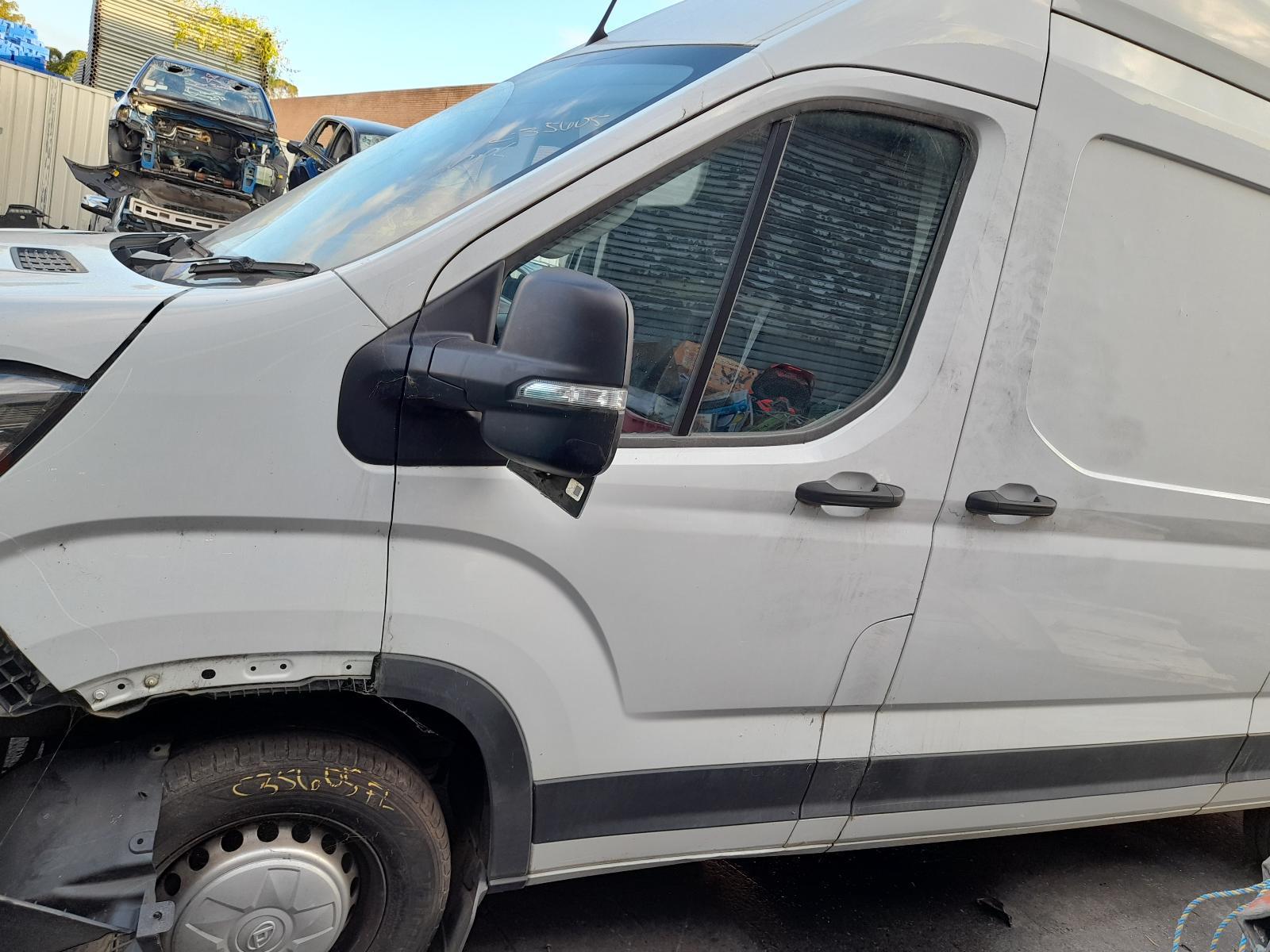 View Auto part Left Front Door Ldv Deliver 9 2021
