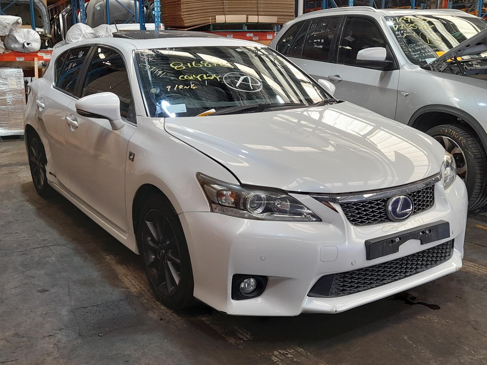 View Auto part Trans/Gearbox Lexus Ct200h 2013