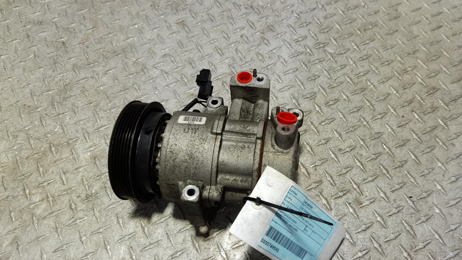 View Auto part A/C Compressor Hyundai Veloster 2012